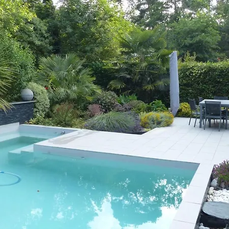 Standing Piscine Privee En Ecrin De Verdure *